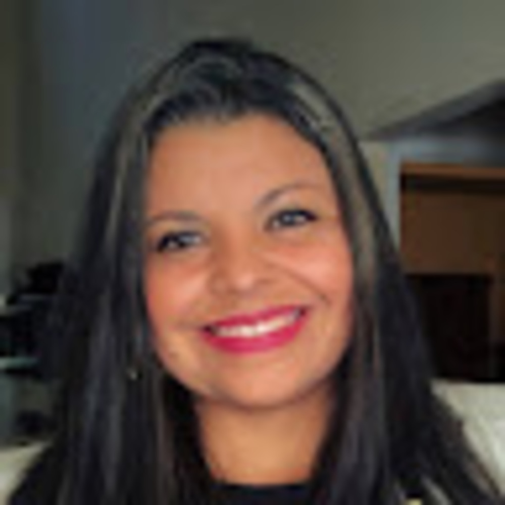 Meet your Posher, Monica